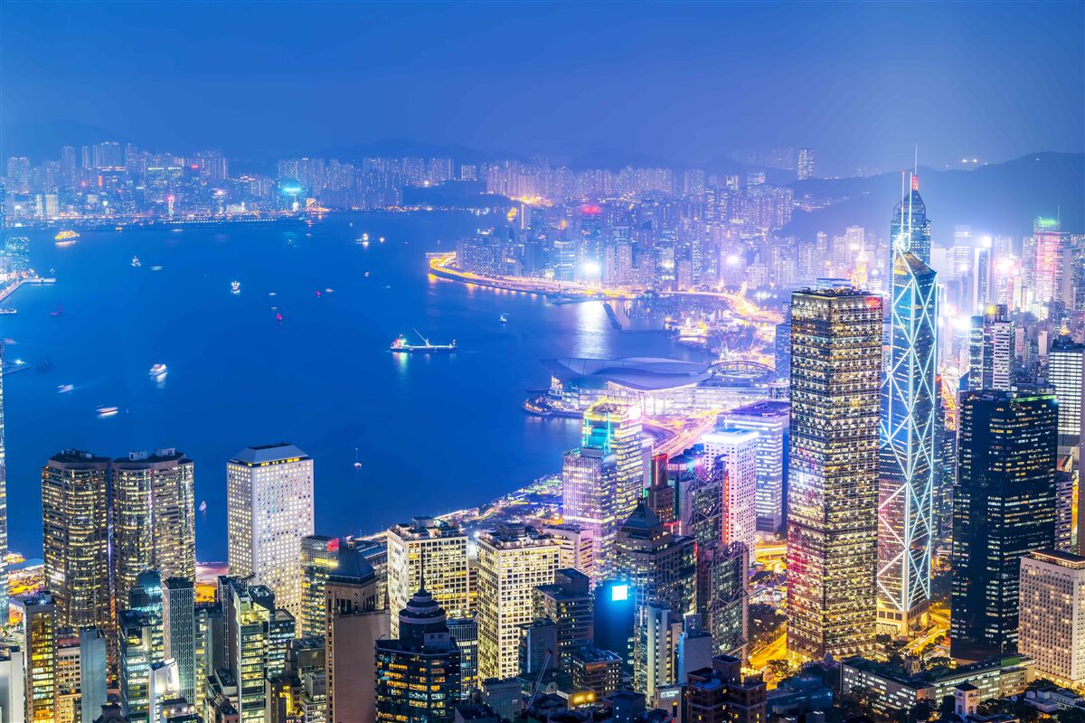 Fototapet peisaj nocturn hipnotizant în hong kong