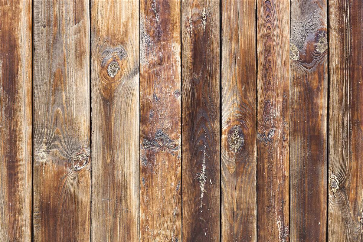 Fototapet grinzile sunt realizate din lemn maro închis