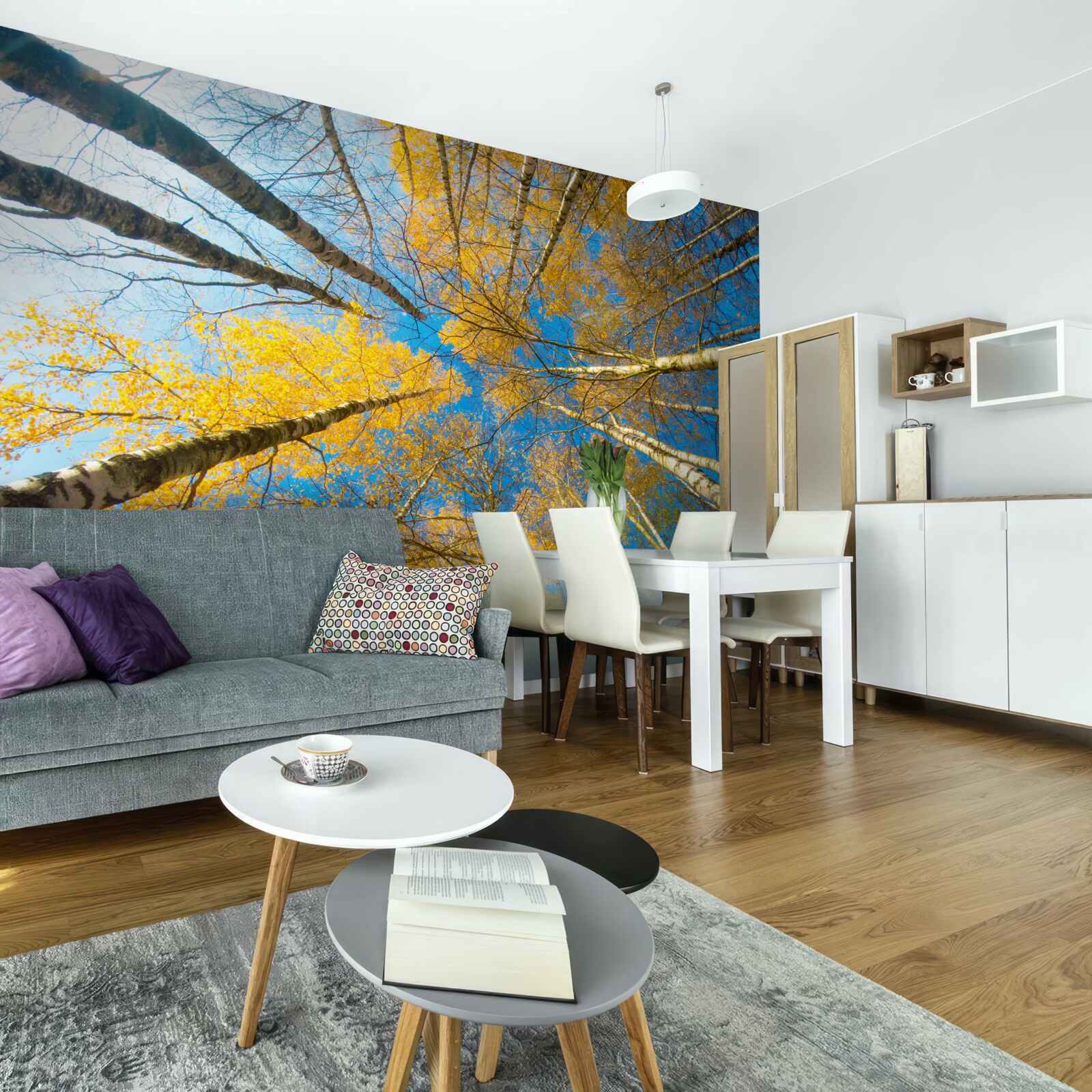 Fototapet vârfurile copacilor înalți sunt vopsite în galben