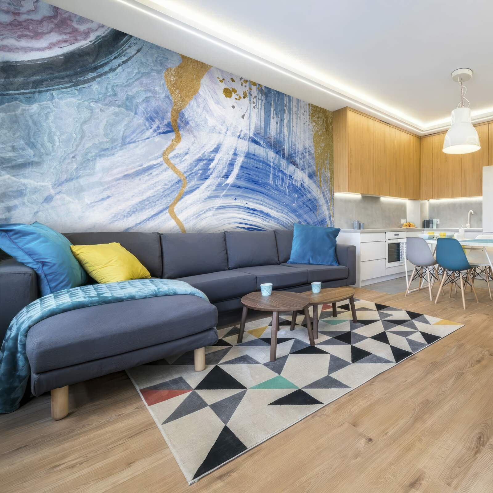 Fototapet fluxuri maro pe un fundal de pete albastre