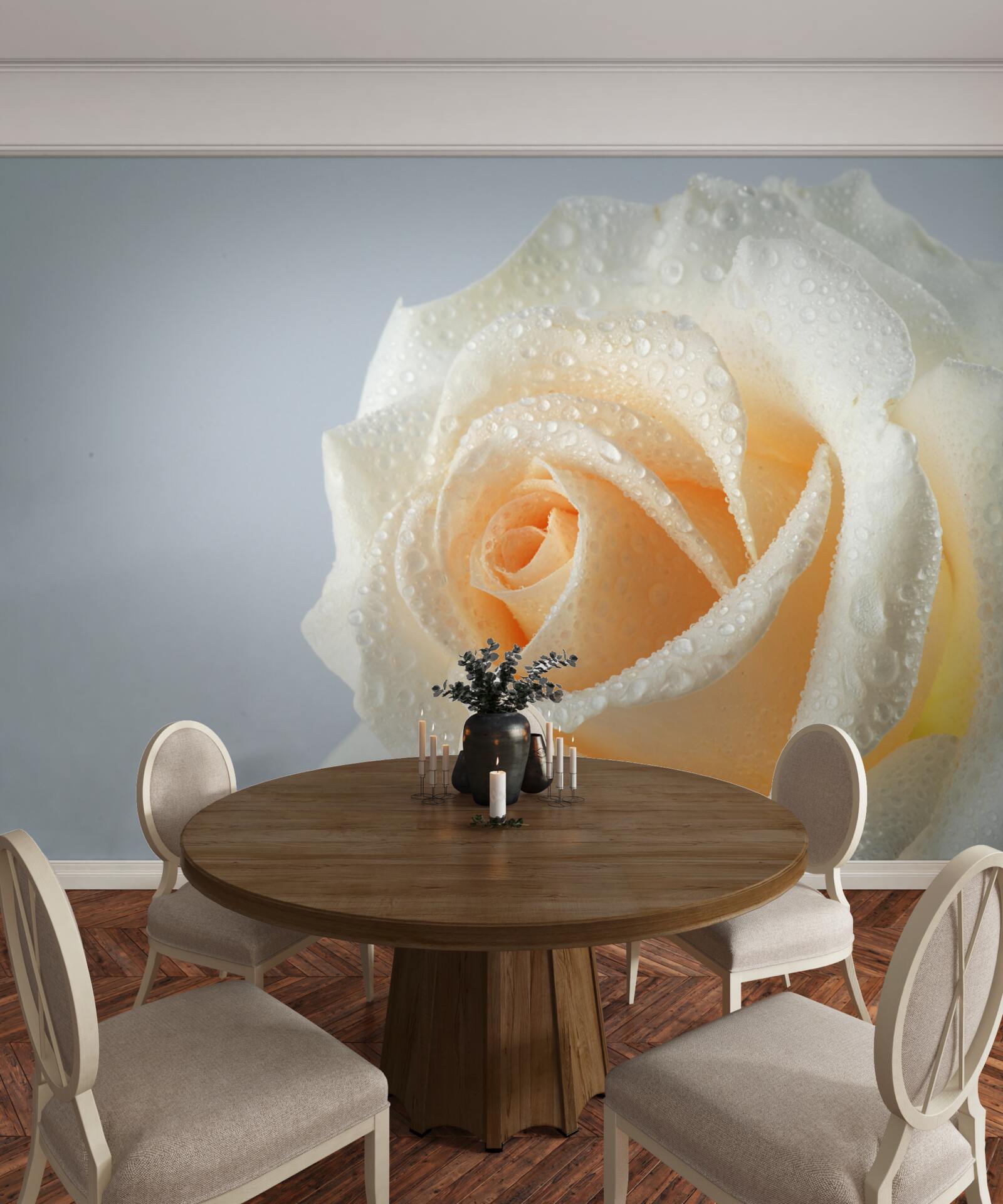 Fototapet picături de apă pe o floare cremoasă de trandafir