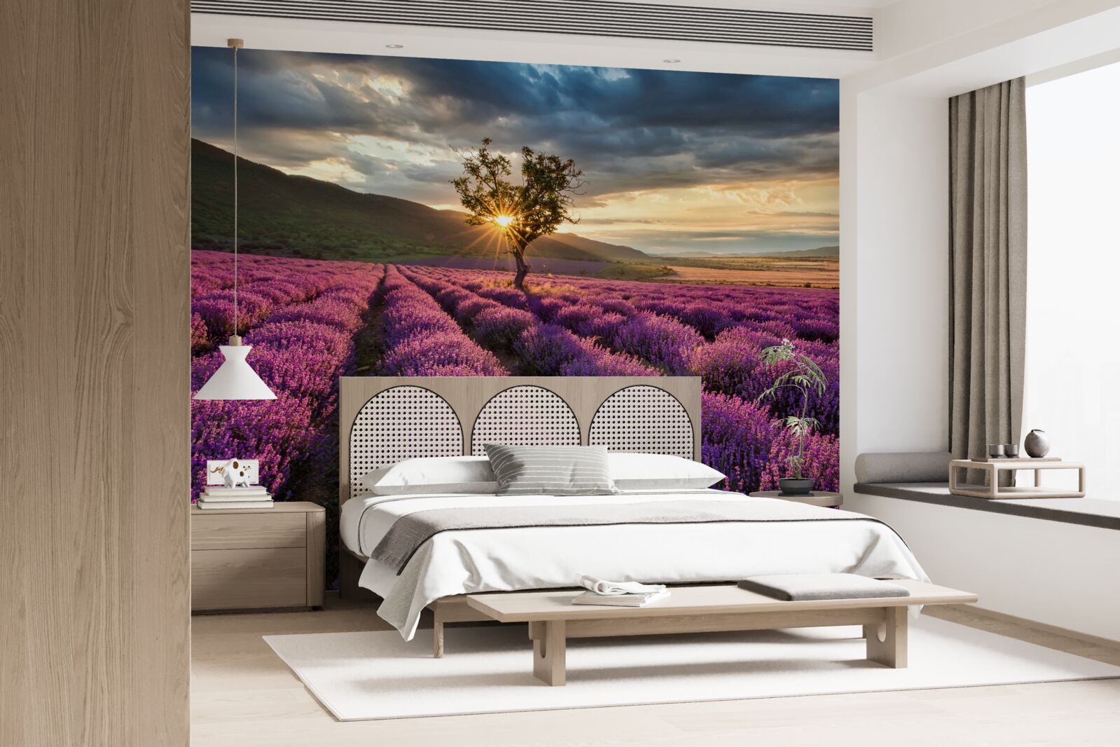 Fototapet apus de soare pe un câmp de lavandă înconjoară un copac izolat