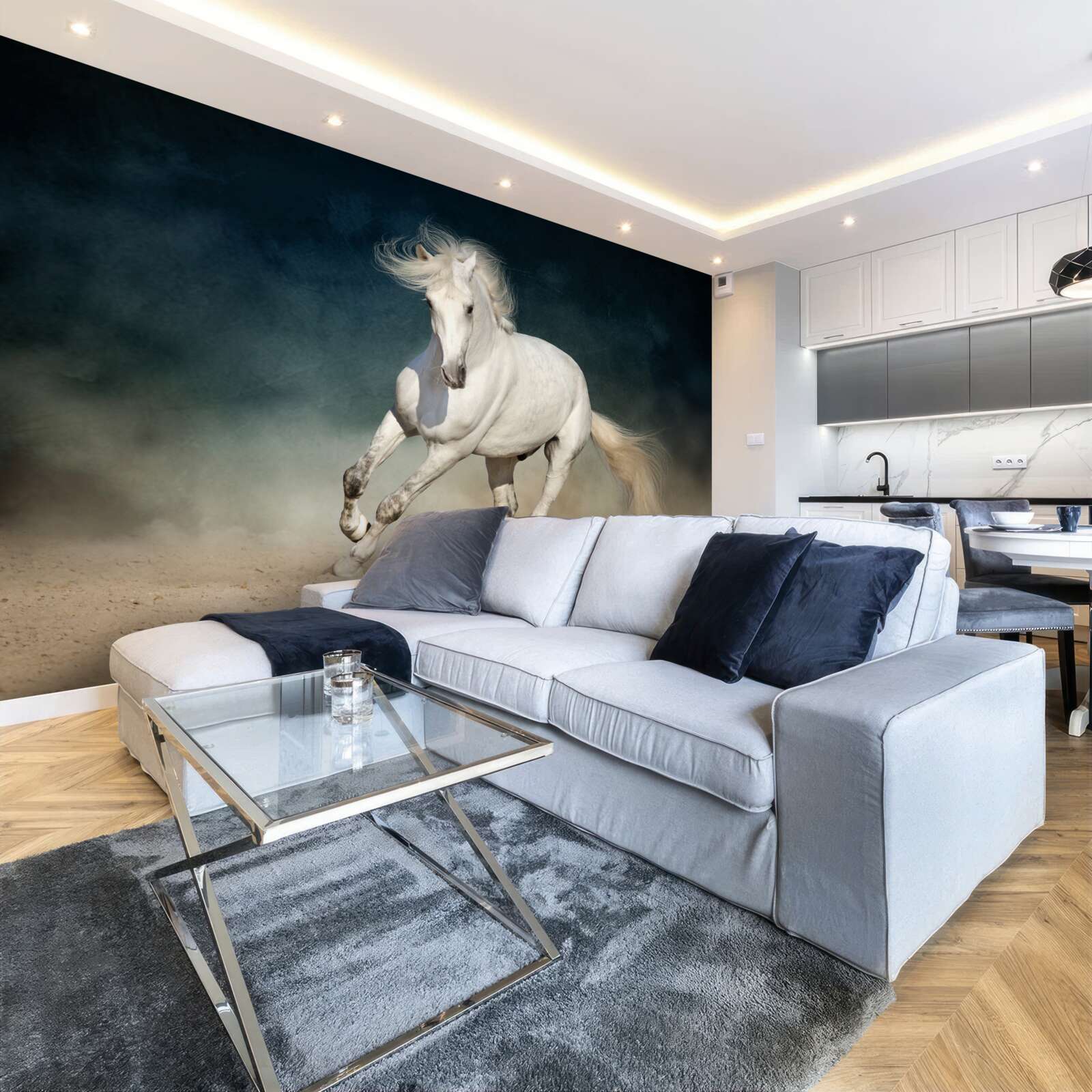 Fototapet un cal alb galopează pe un câmp deschis