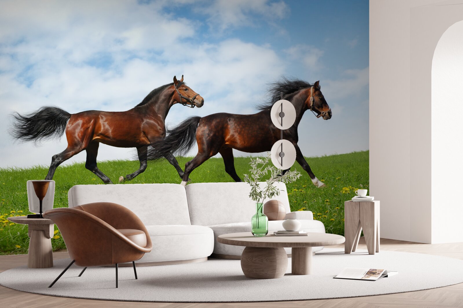 Fototapet cai timpurii alergând printr-un luminiș