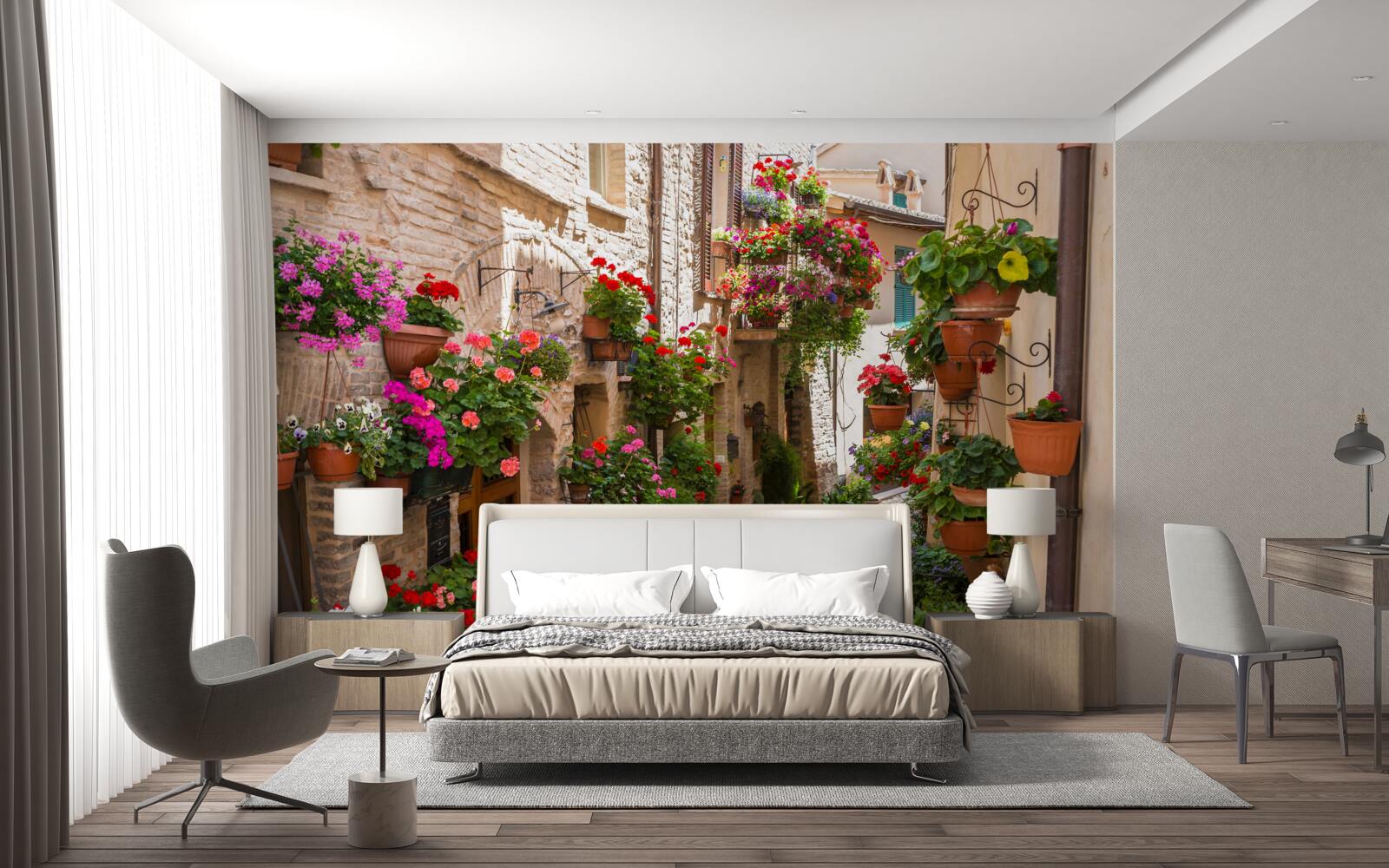 Fototapet o stradă cufundată în verdeață densă, care îi ascunde vechimea