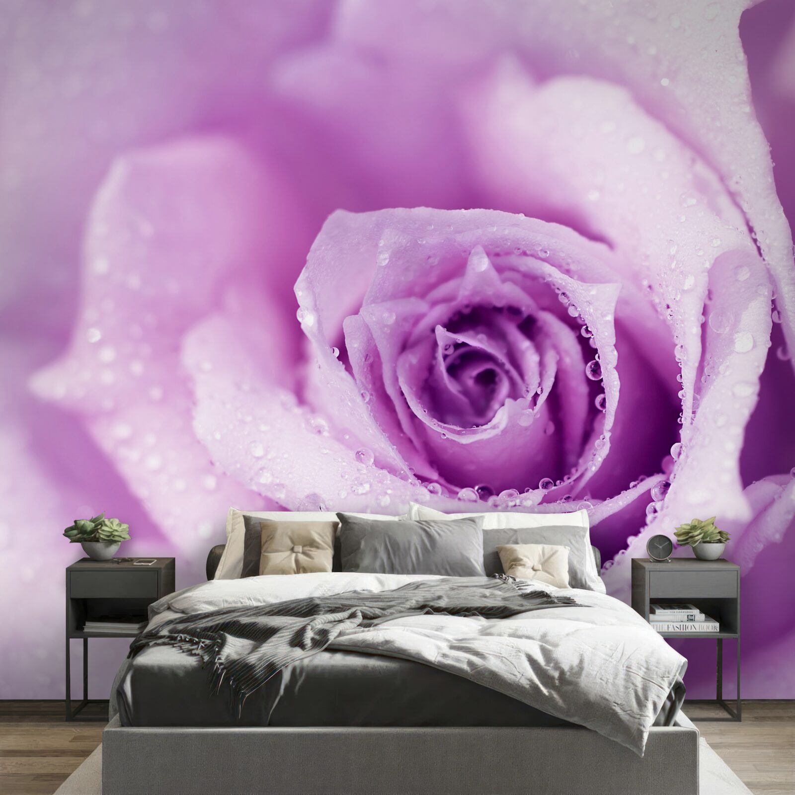 Fototapet trandafir cu o nuanță de liliac după ploaie