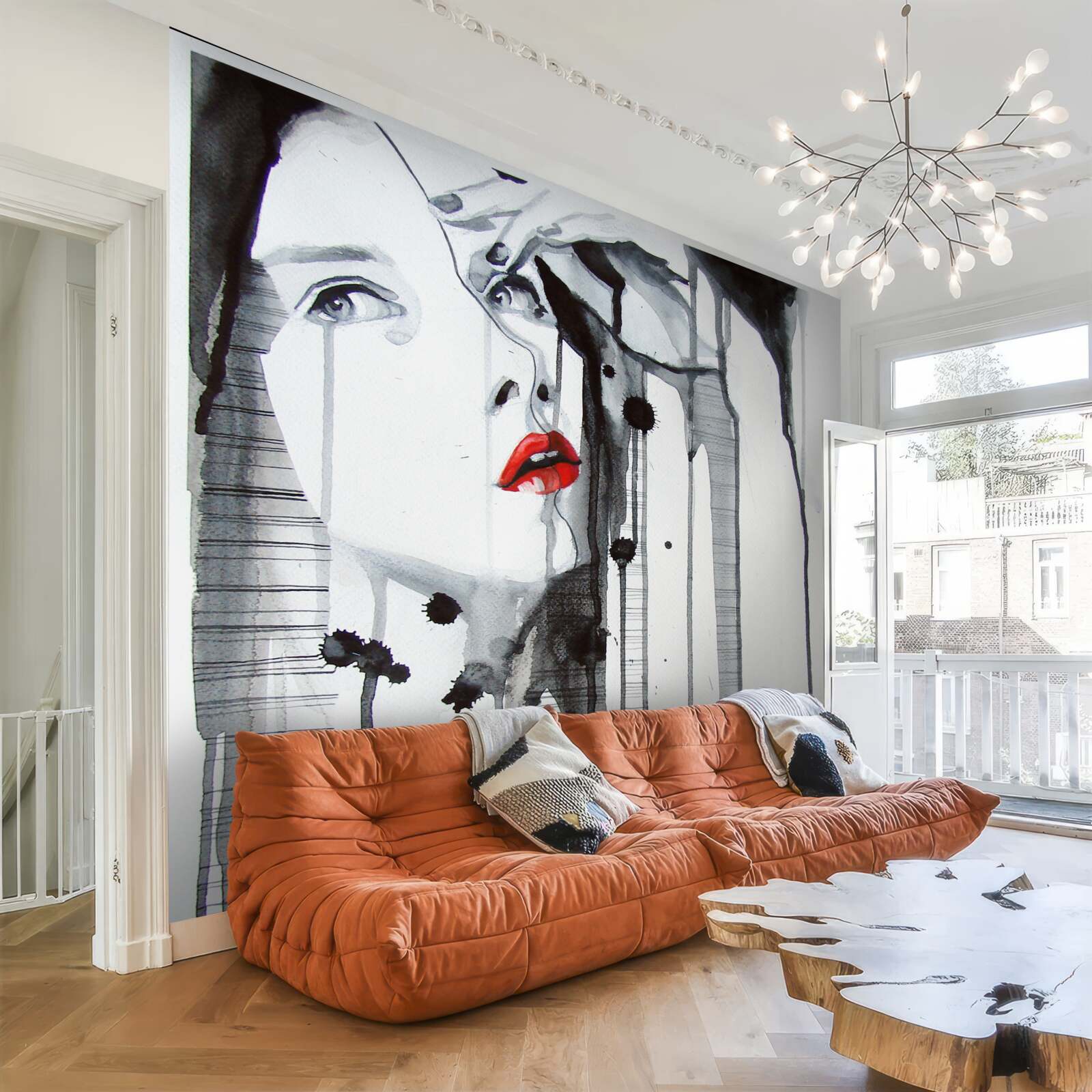 Fototapet imaginea unei femei cu buze cărămizii