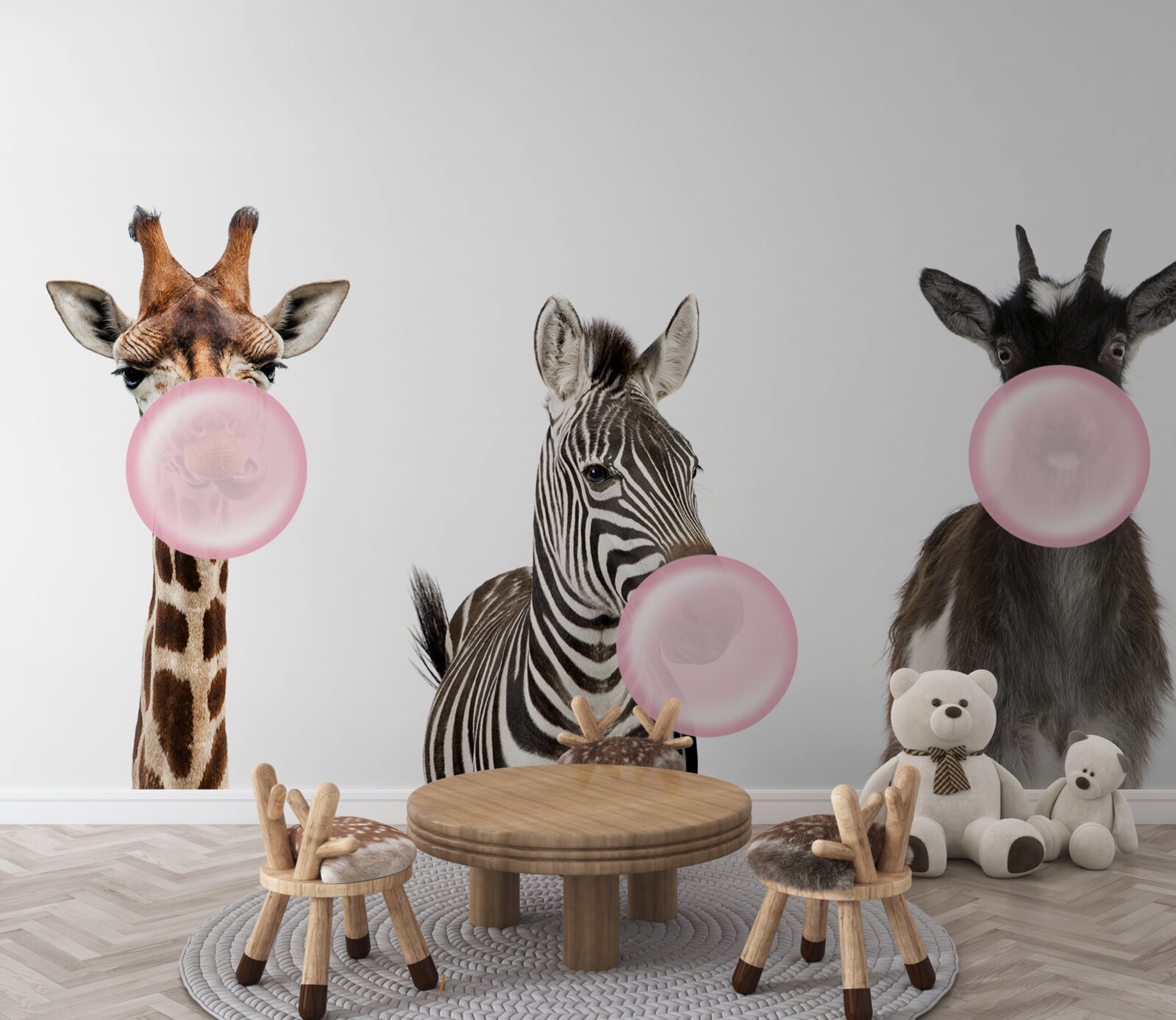 Fototapet creaturile creează o bulă folosind gumă de mestecat