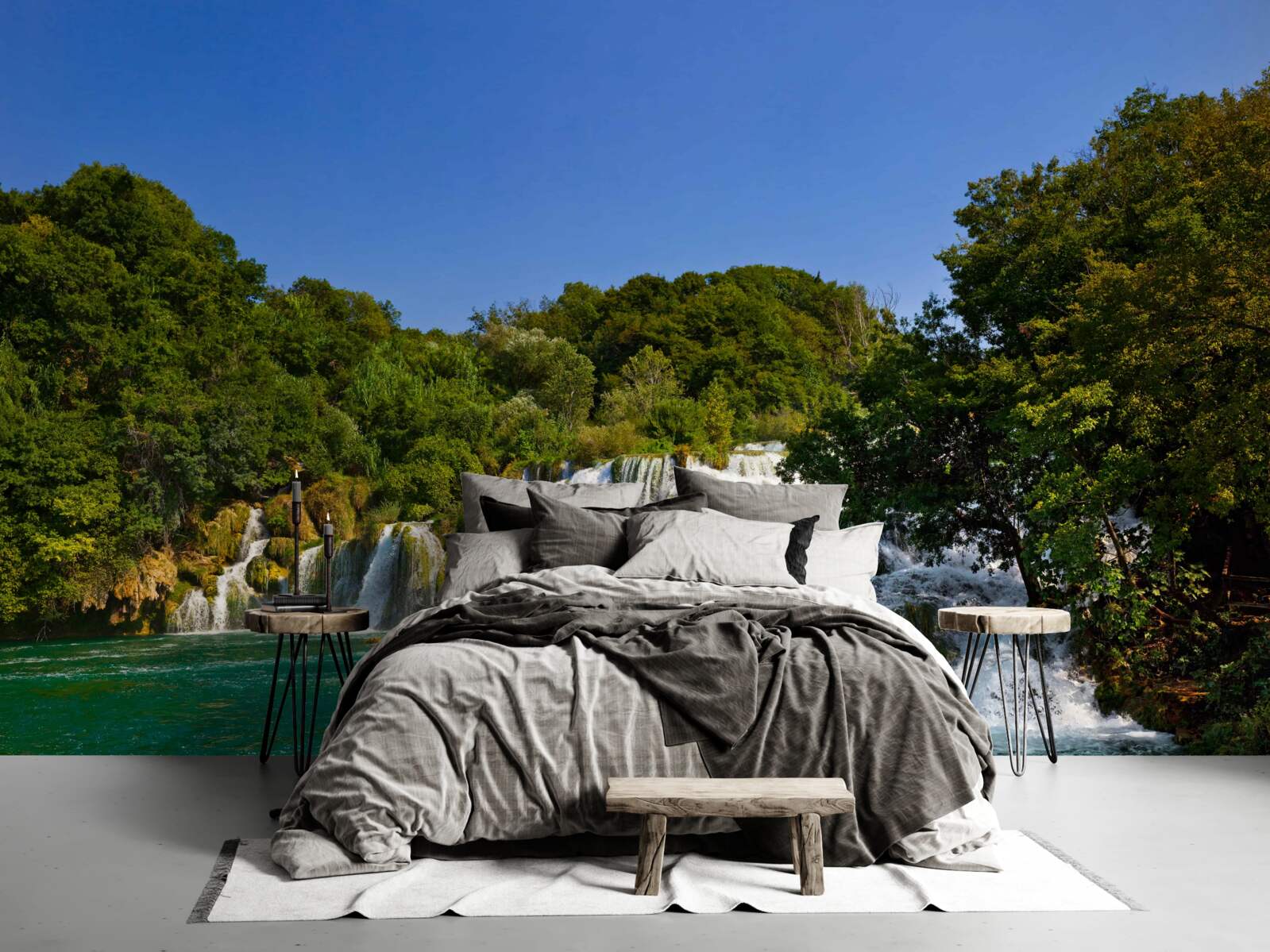 Fototapet priveliști ale căilor forestiere și ale cascadelor tunătoare