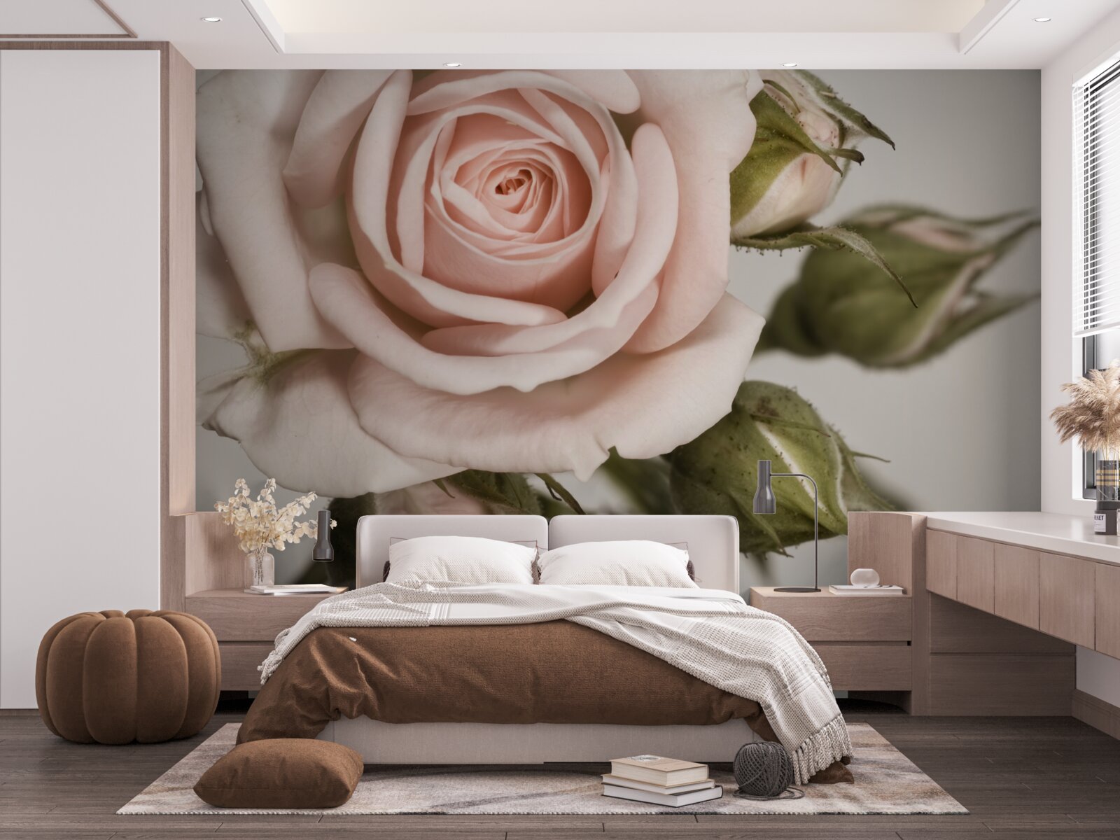 Fototapet un trandafir în nuanță de roz pudrat și bobocii săi de flori