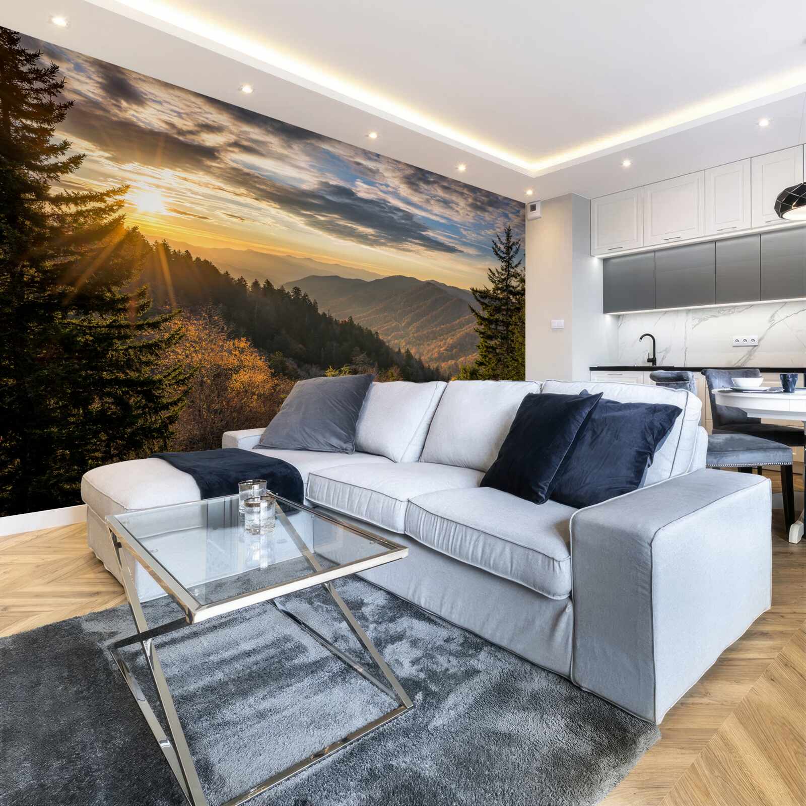 Fototapet apusul soarelui peste vârfurile munților