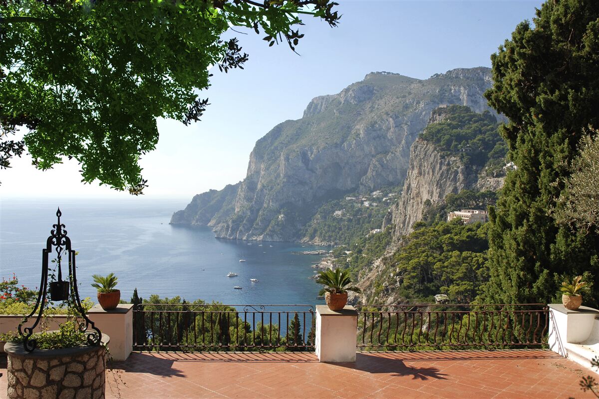 Fototapet panoramă de munți și ocean