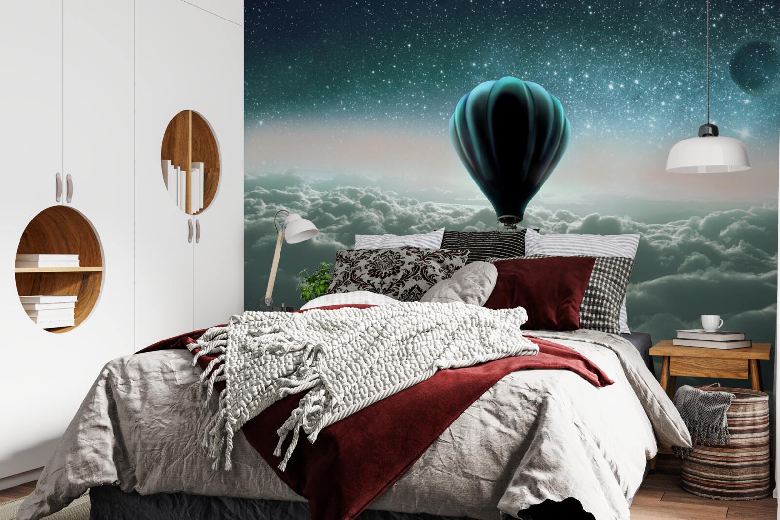 Fototapet balon cu aer cald pe timp de noapte plutind deasupra norilor