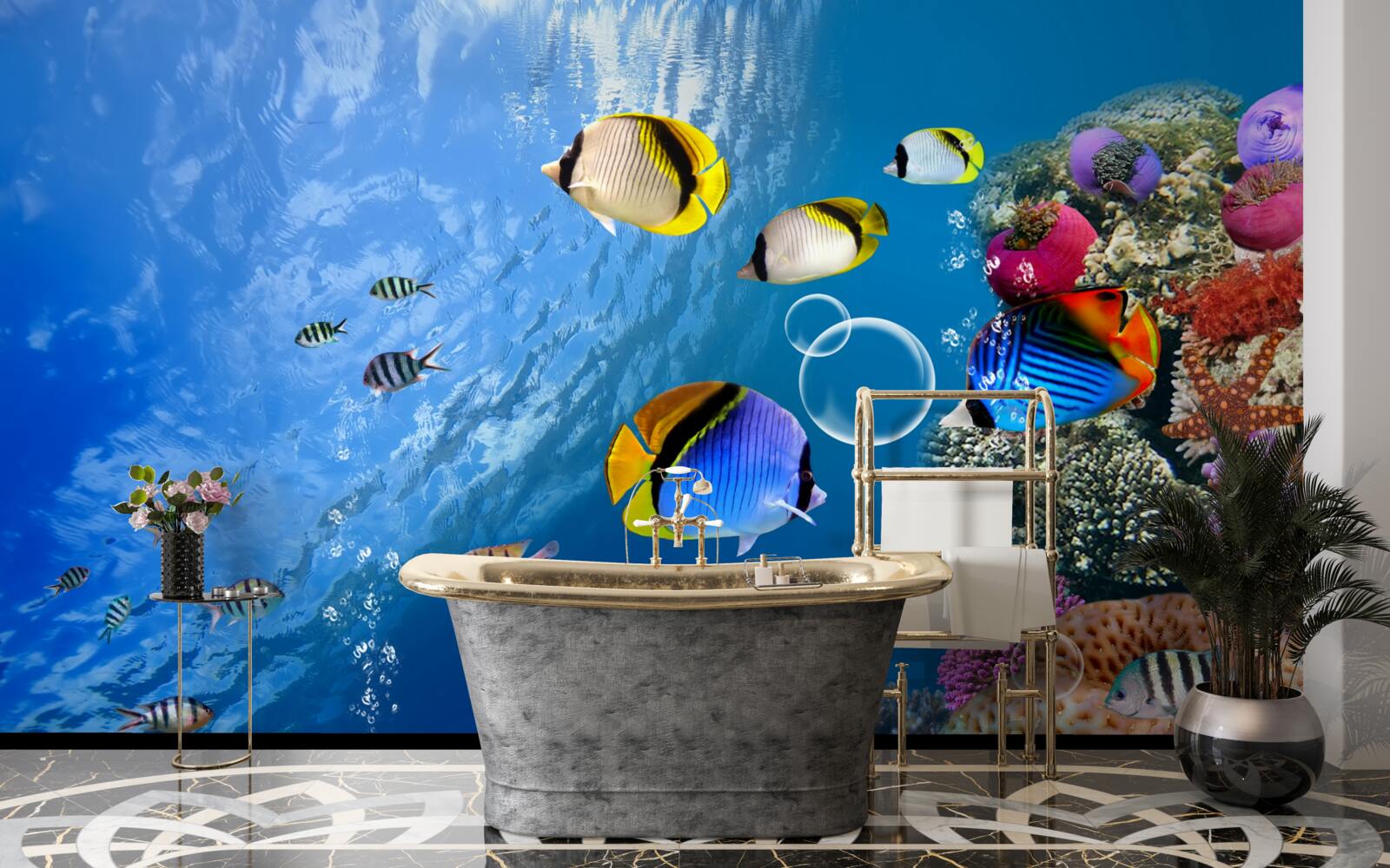 Fototapet pește strălucitor în apă calmă