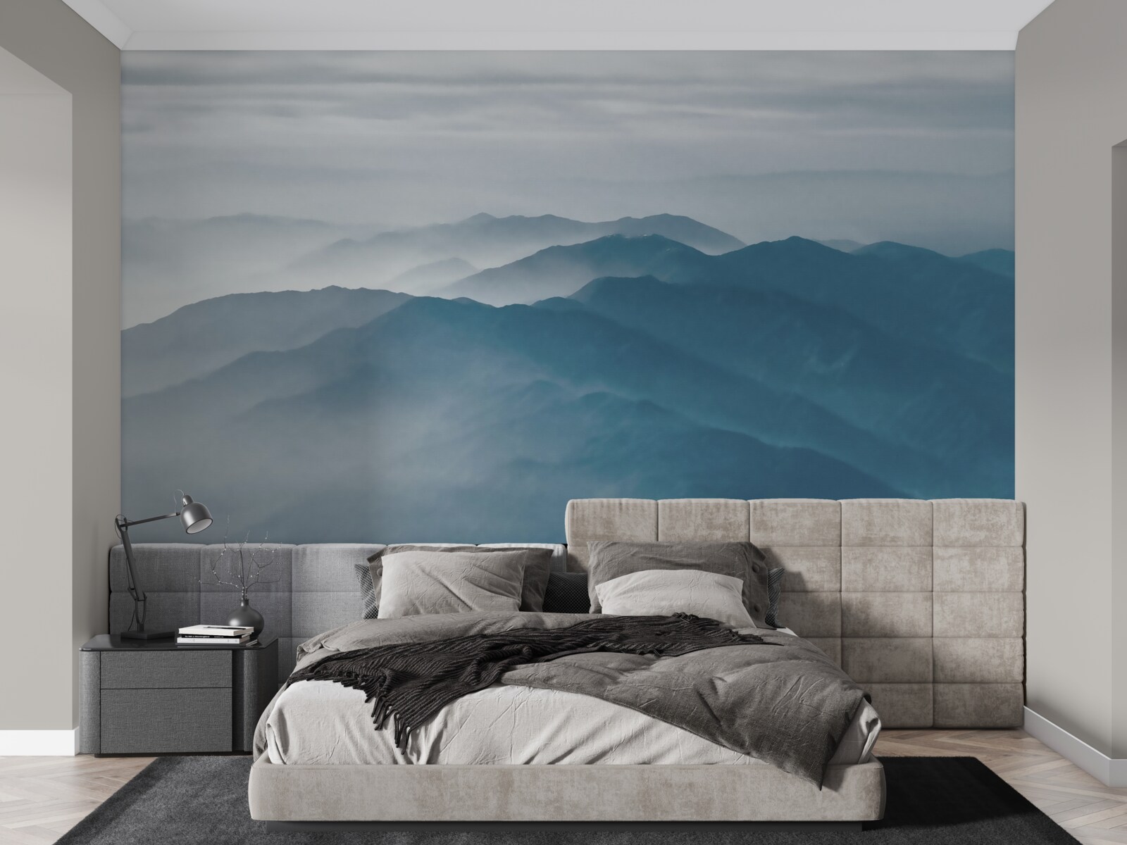 Fototapet ceața dimineții învăluie vârfurile munților