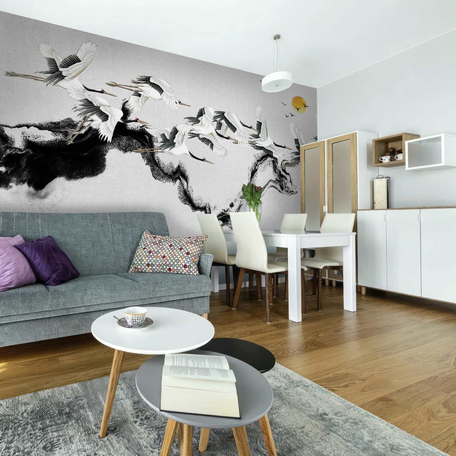 Fototapet grup de cocori japonezi planând spre apus