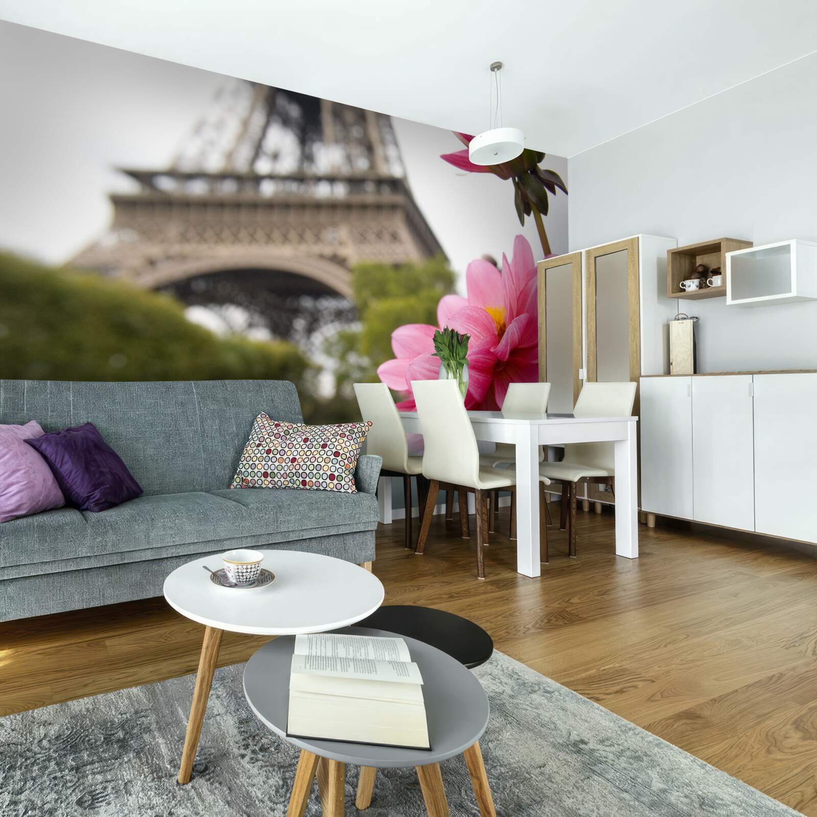 Fototapet flori amețitoare și luxuriante în capitala Franței