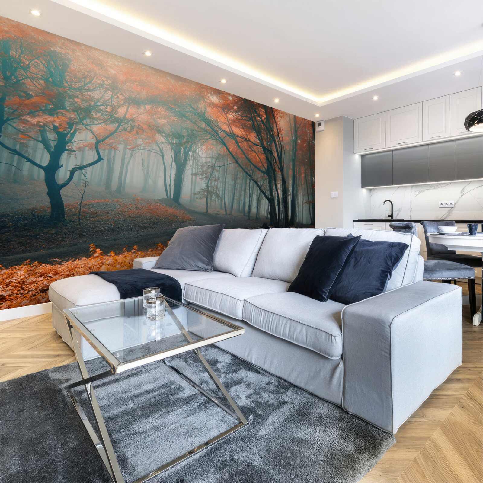 Fototapet O cărare printr-o pădure de toamnă învăluită în ceață