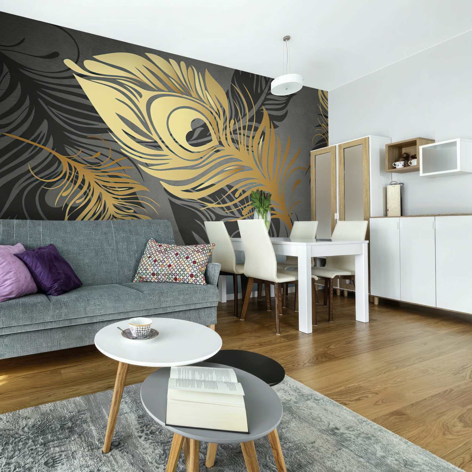 Fototapet pene cu decor aurit ajurat