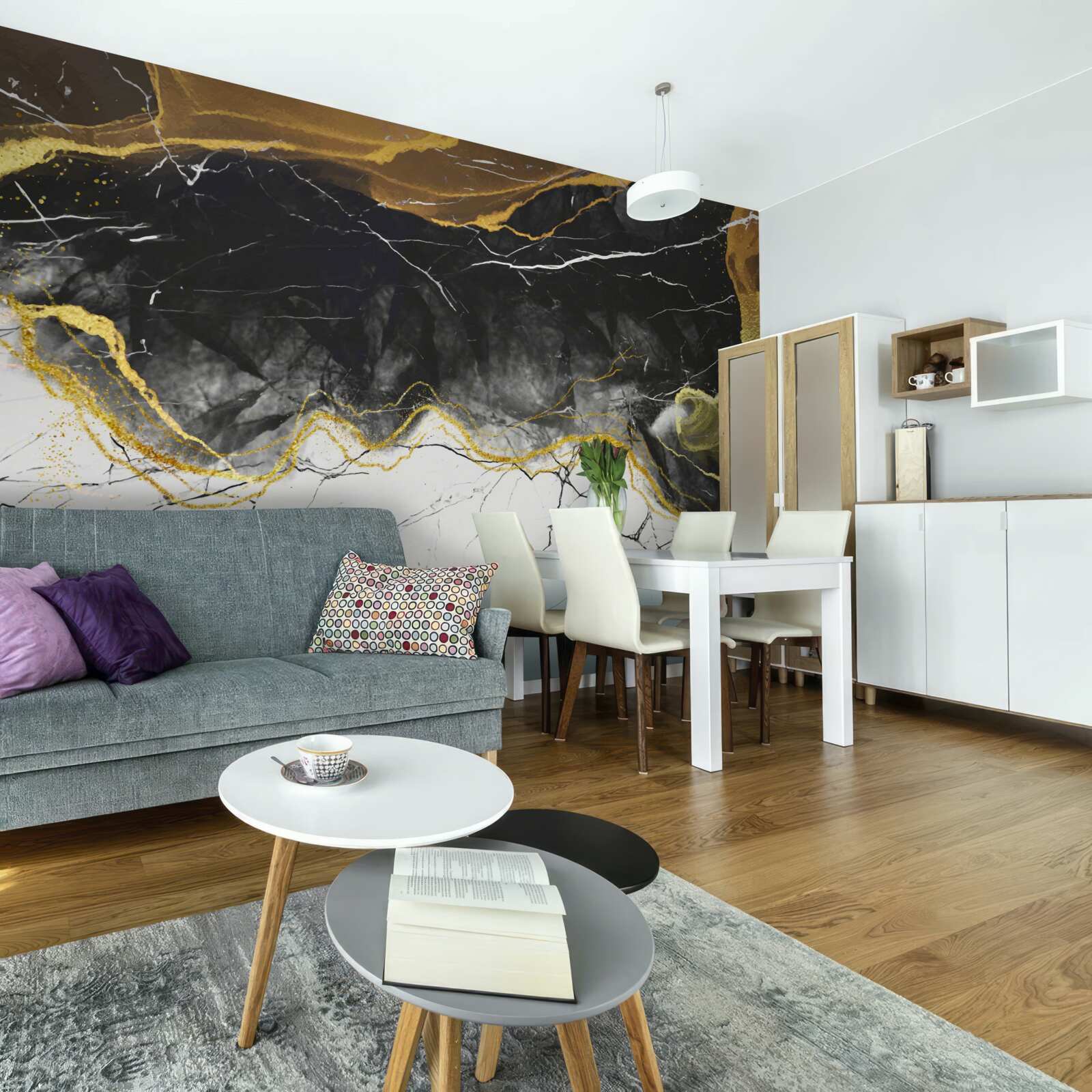 Fototapet marmură albă și neagră cu tonuri aurii