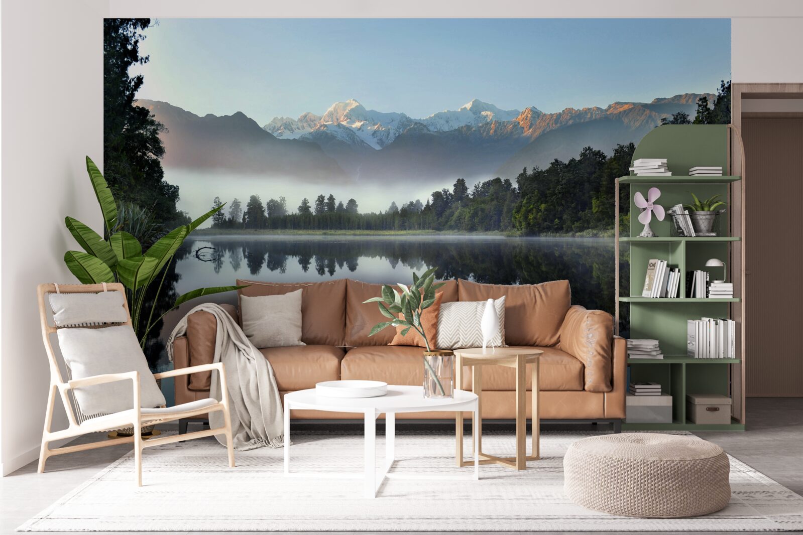 Fototapet vârful unui lac de munte este acoperit de ceață