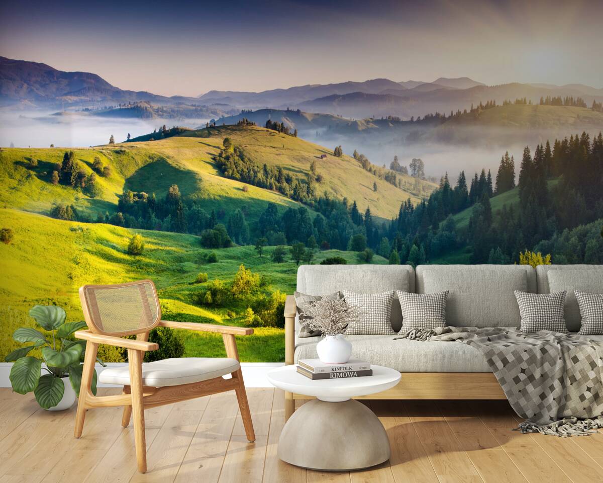 Fototapet pajiștile de munte prind viață în razele calde ale zorilor