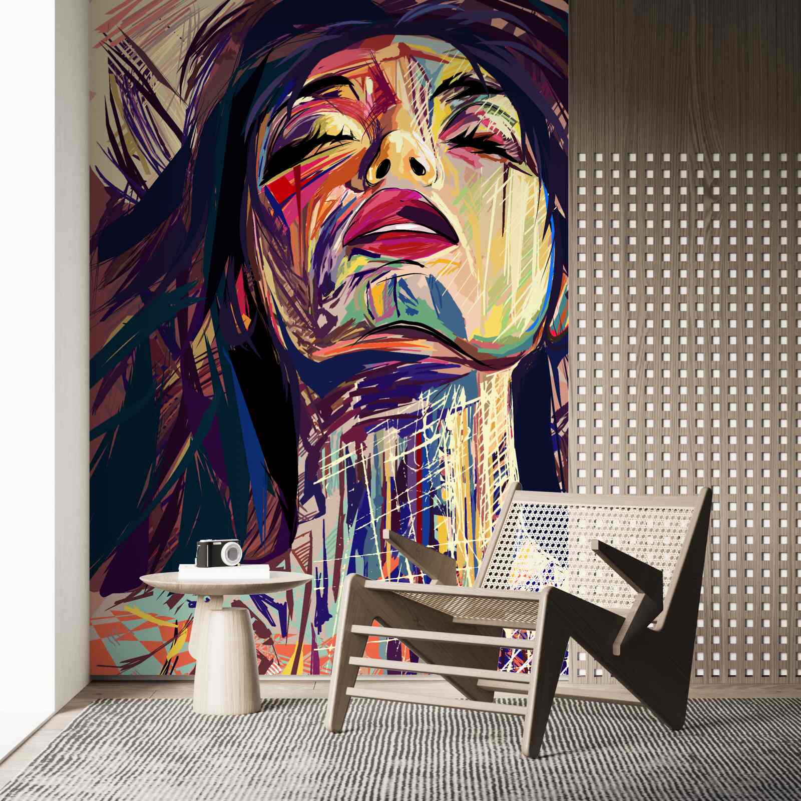 Fototapet fata din imagine este complet acoperită de vopsea