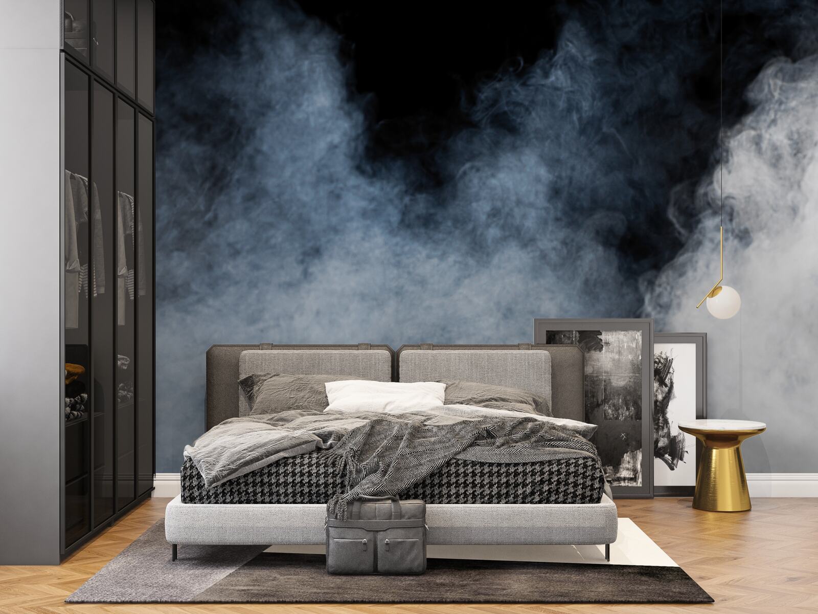 Fototapet o ceață densă învăluia pădurea de noapte