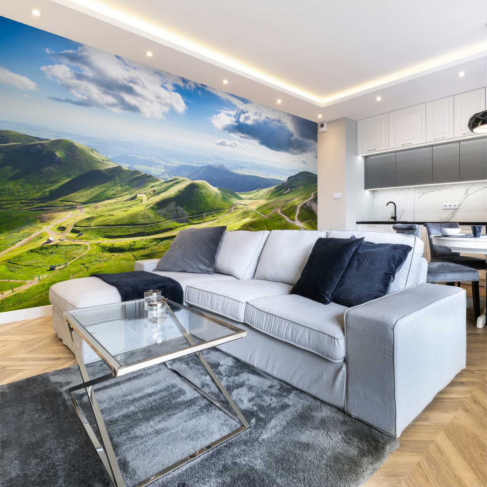 Fototapet trasee de drumeție de-a lungul vârfurilor montane