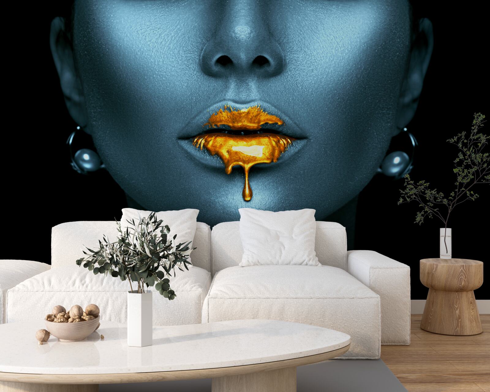 Fototapet femeie cu buzele acoperite cu vopsea aurie