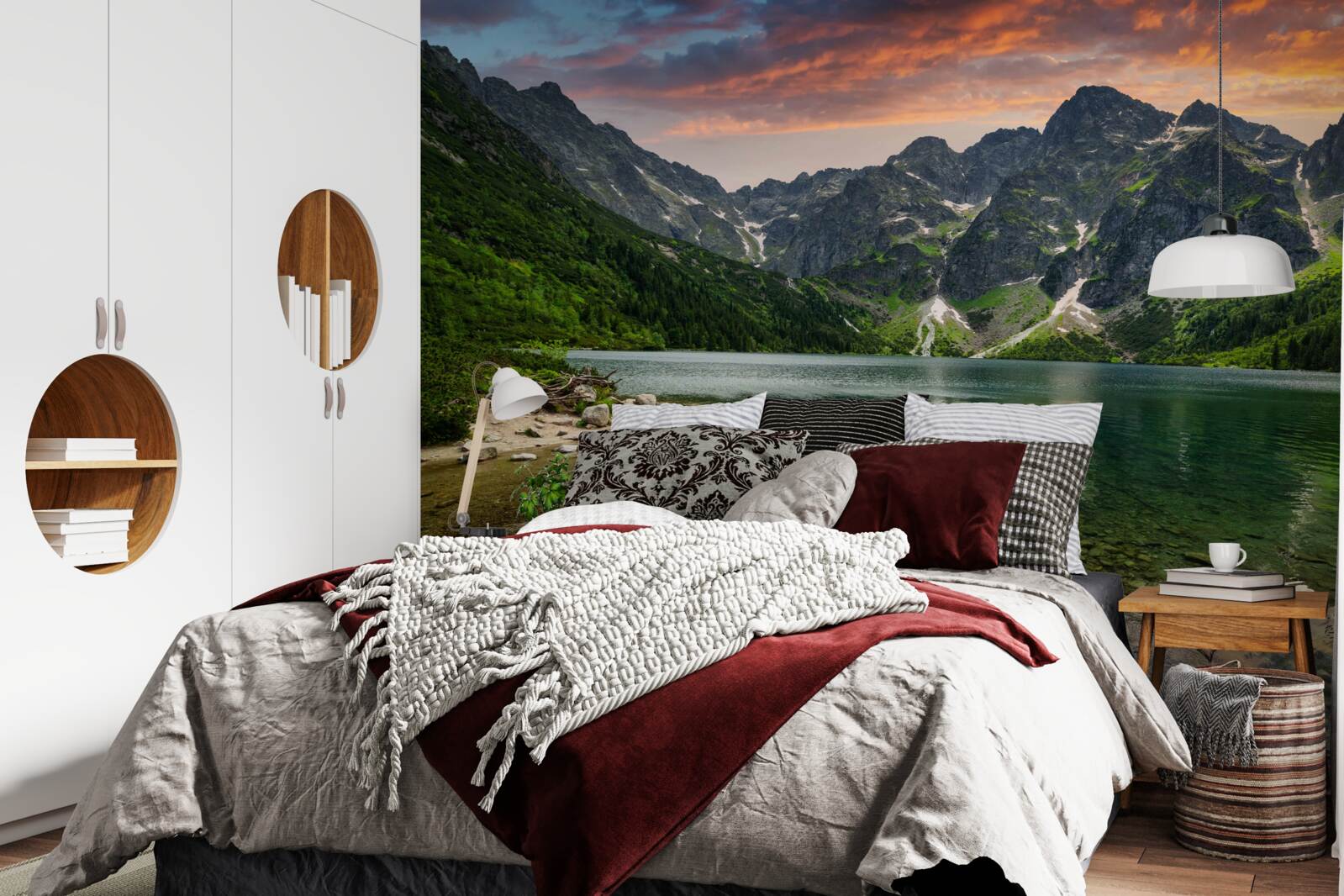 Fototapet o seară calmă, caldă și un iaz de munte