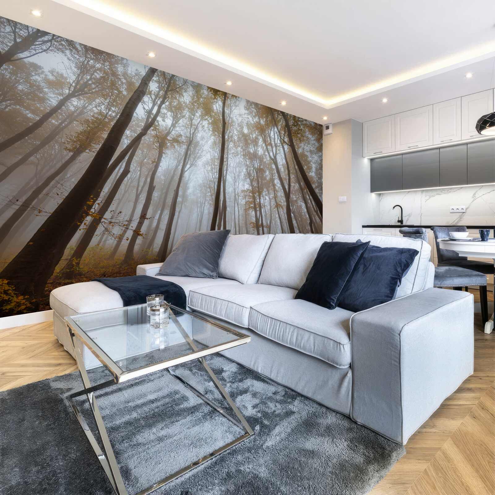 Fototapet copaci subțiri și înalți toamna