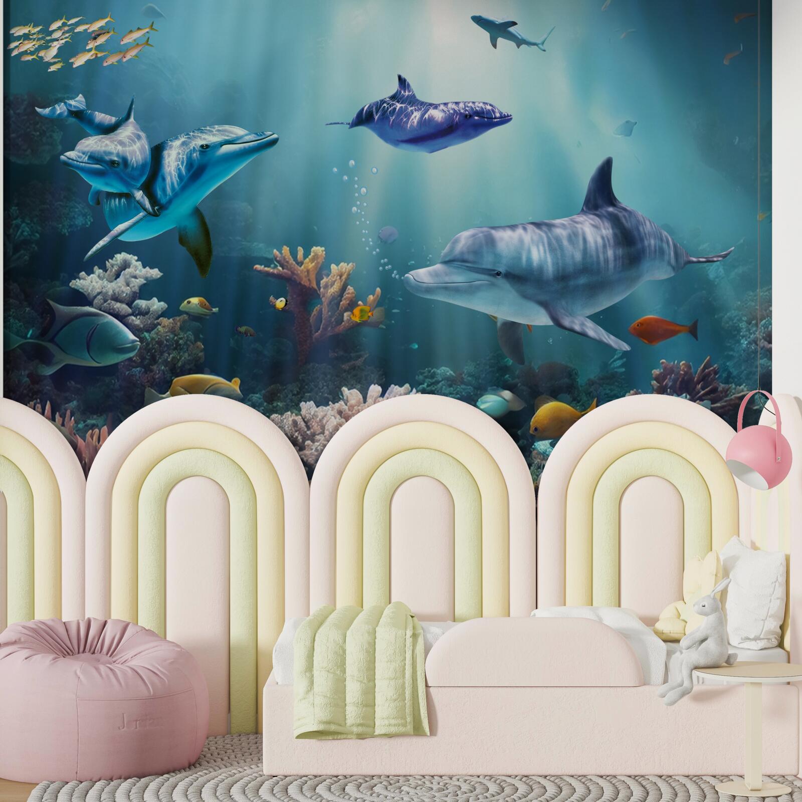 Fototapet peștii și delfinii înoată împreună