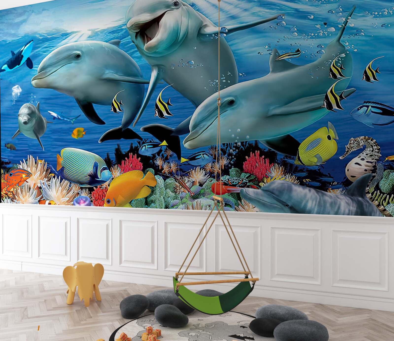 Fototapet delfinii și peștii zâmbesc sub apă