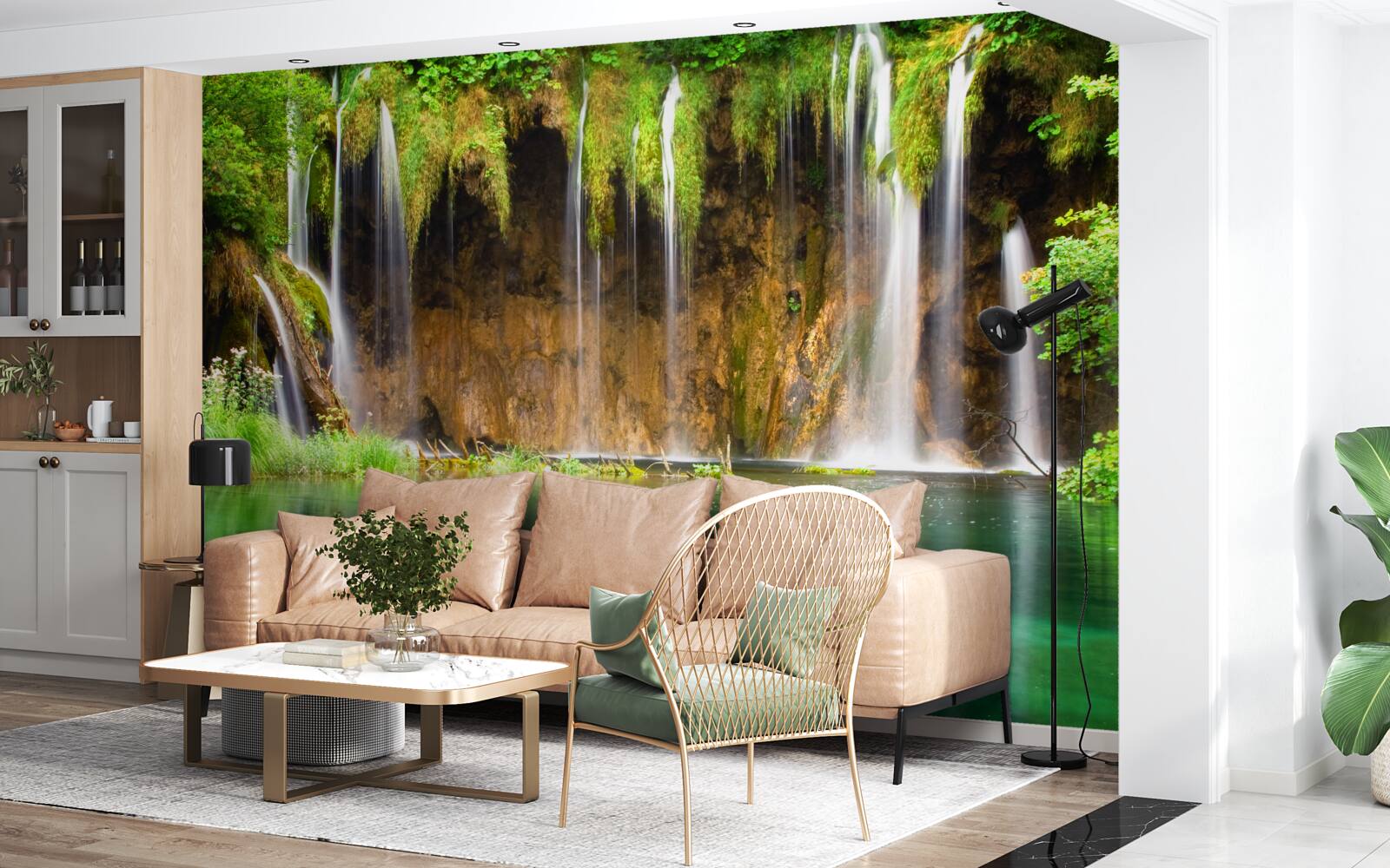 Fototapet o cascadă frumoasă în munți