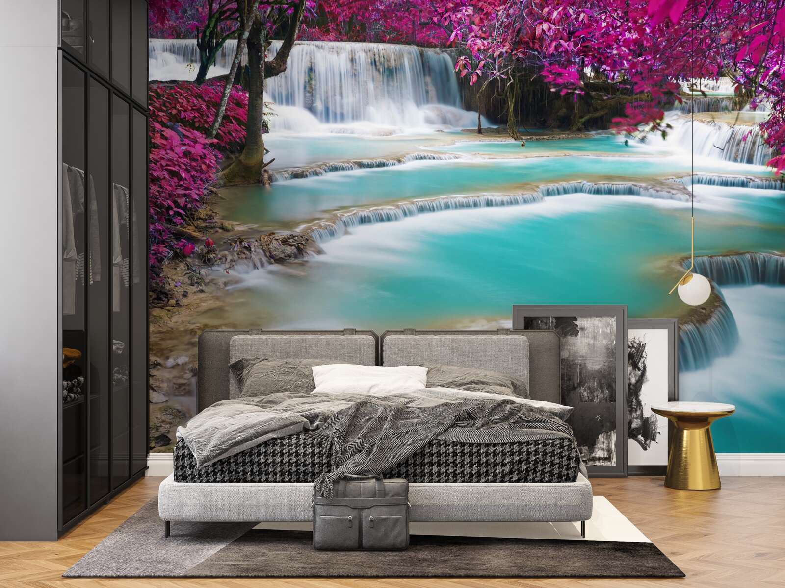 Fototapet copaci acoperiți cu flori de liliac lângă baza cascadei