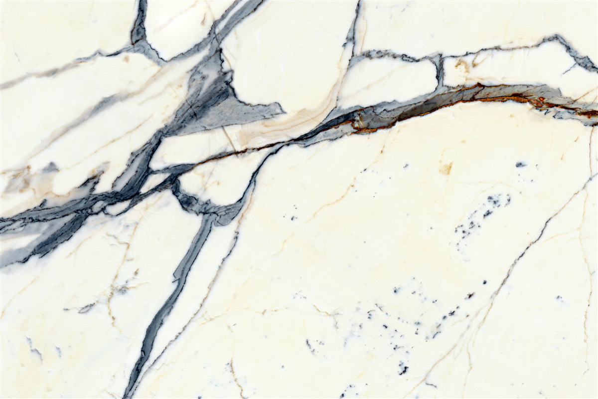 Fototapet marmură deschisă cu infuzii negre