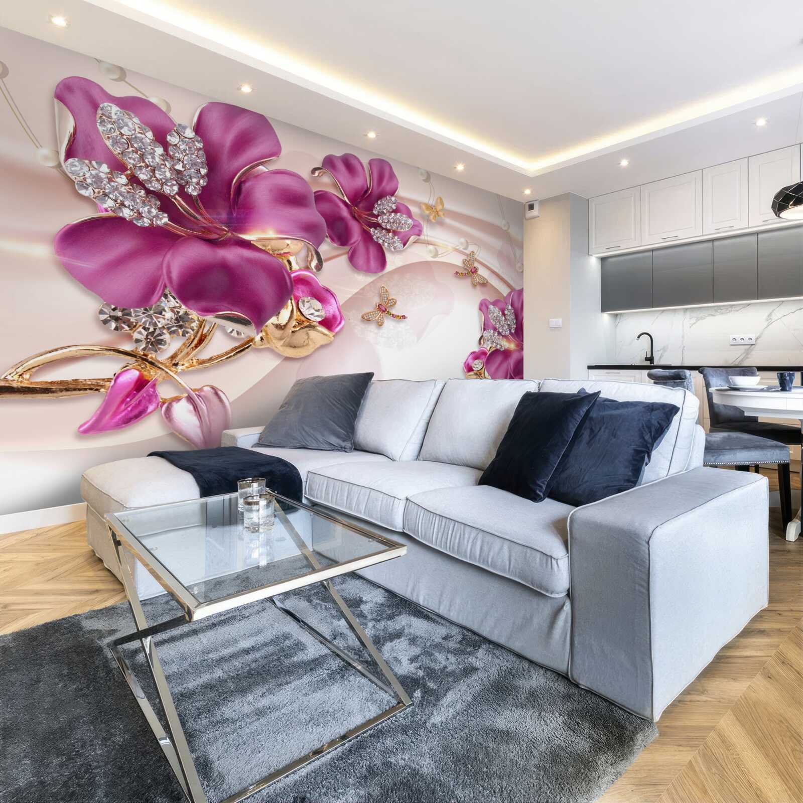 Fototapet petale de flori mov înconjurate de perle și aur