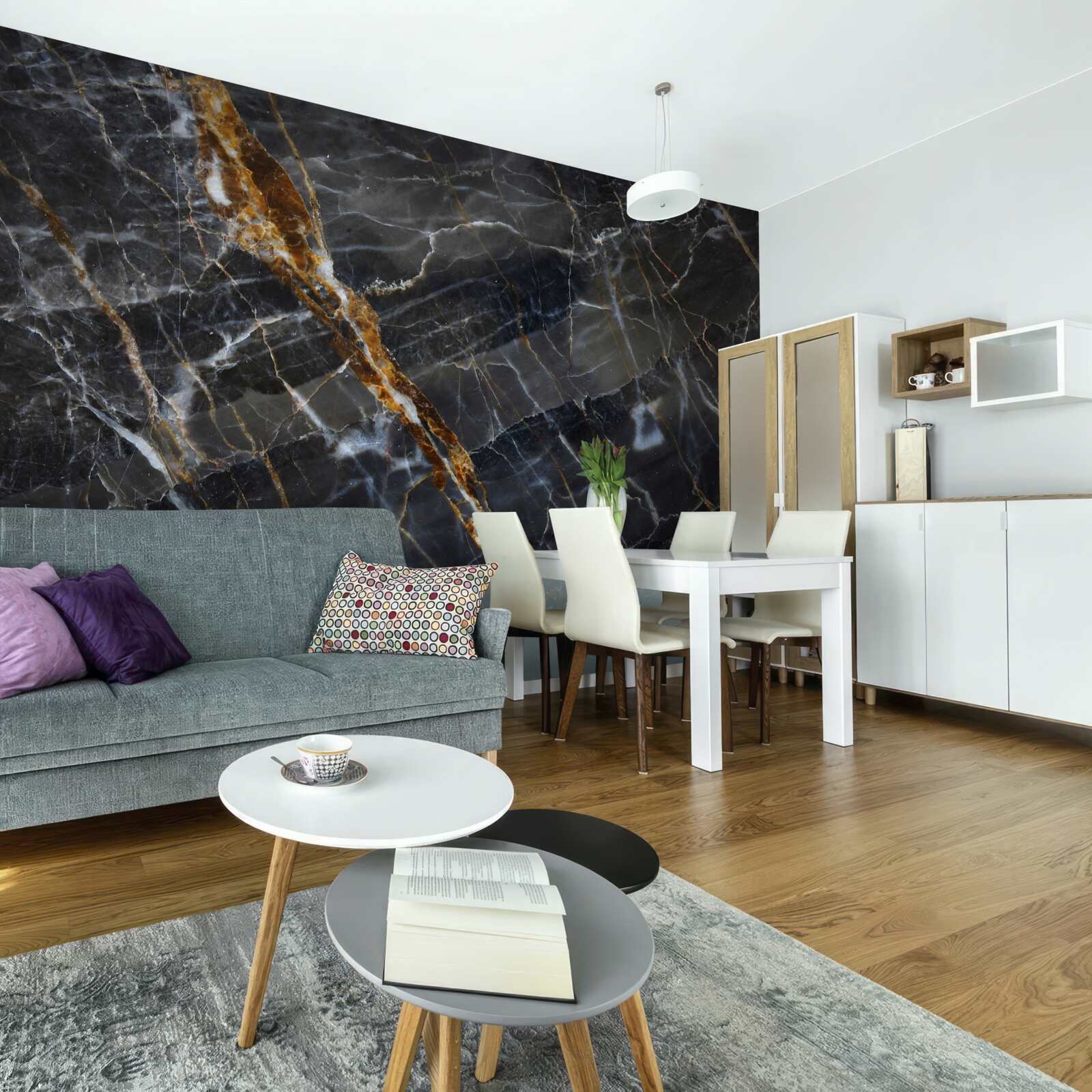 Fototapet marmură vopsită în negru și auriu