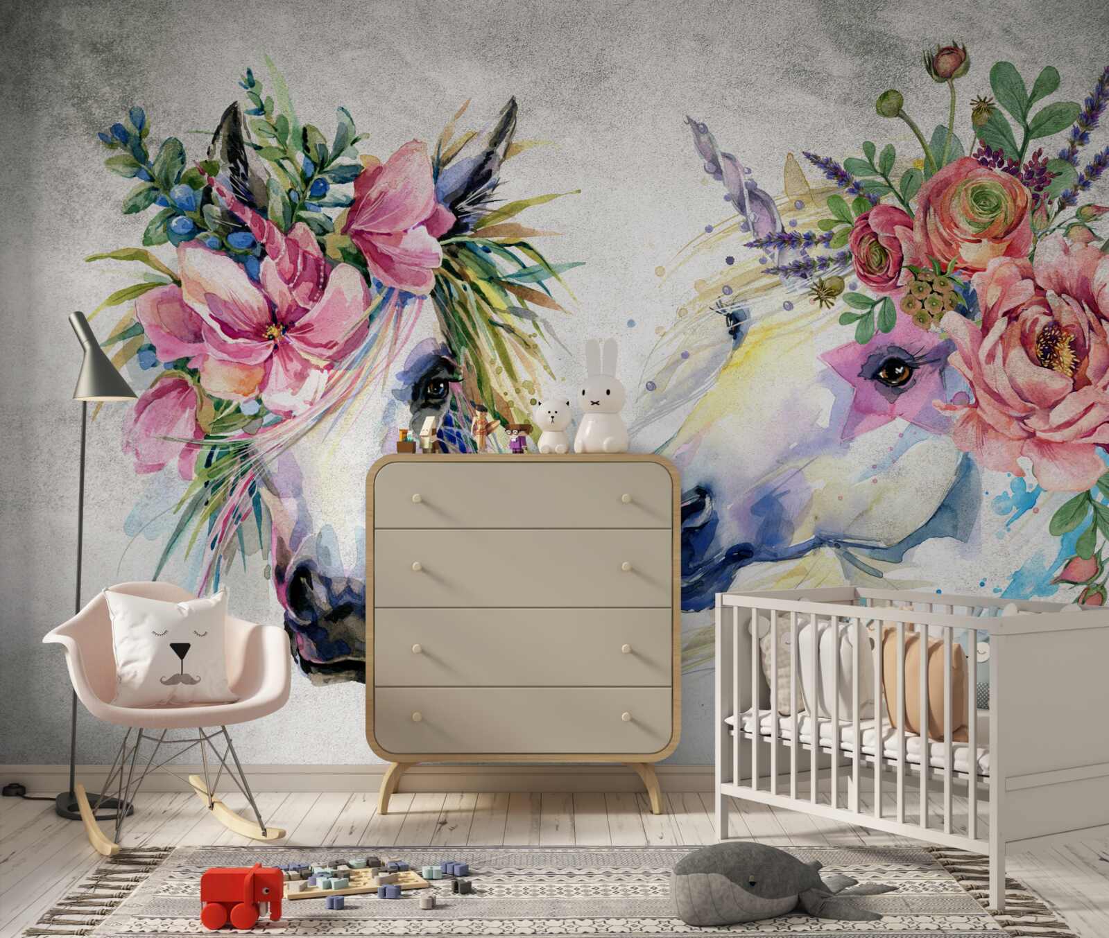 Fototapet flori, vopsele de acuarelă și instrumente de scris