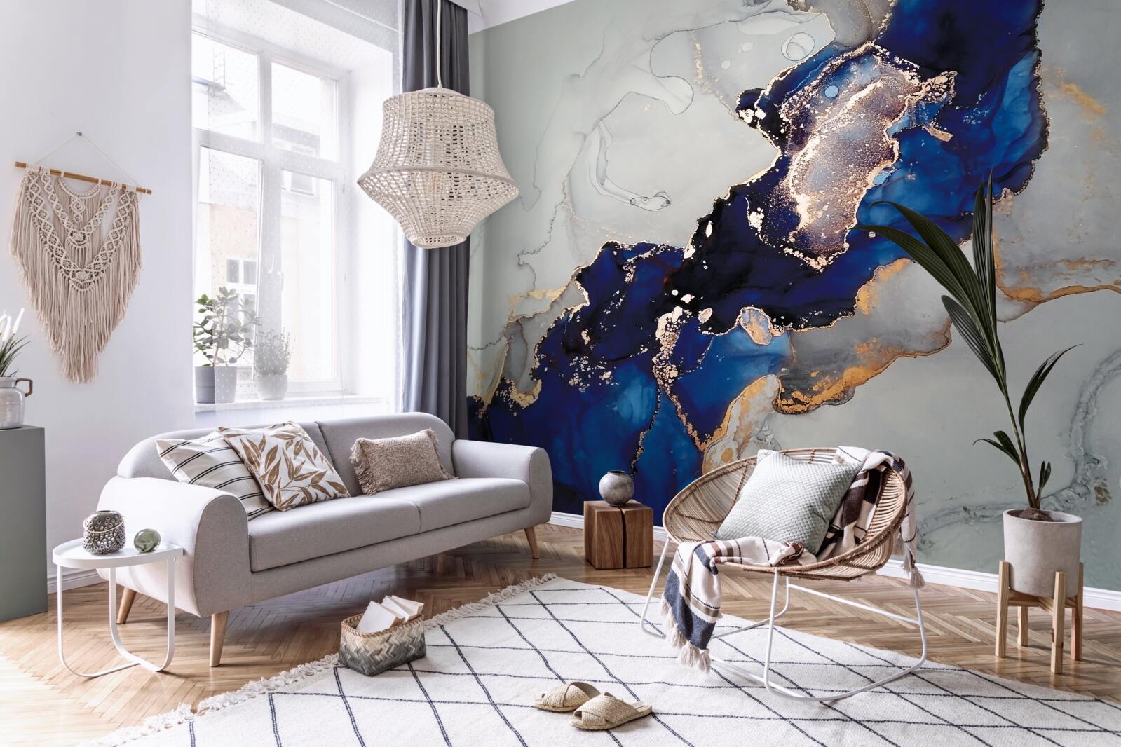 Fototapet margine aurie pe un fond de pete albastre