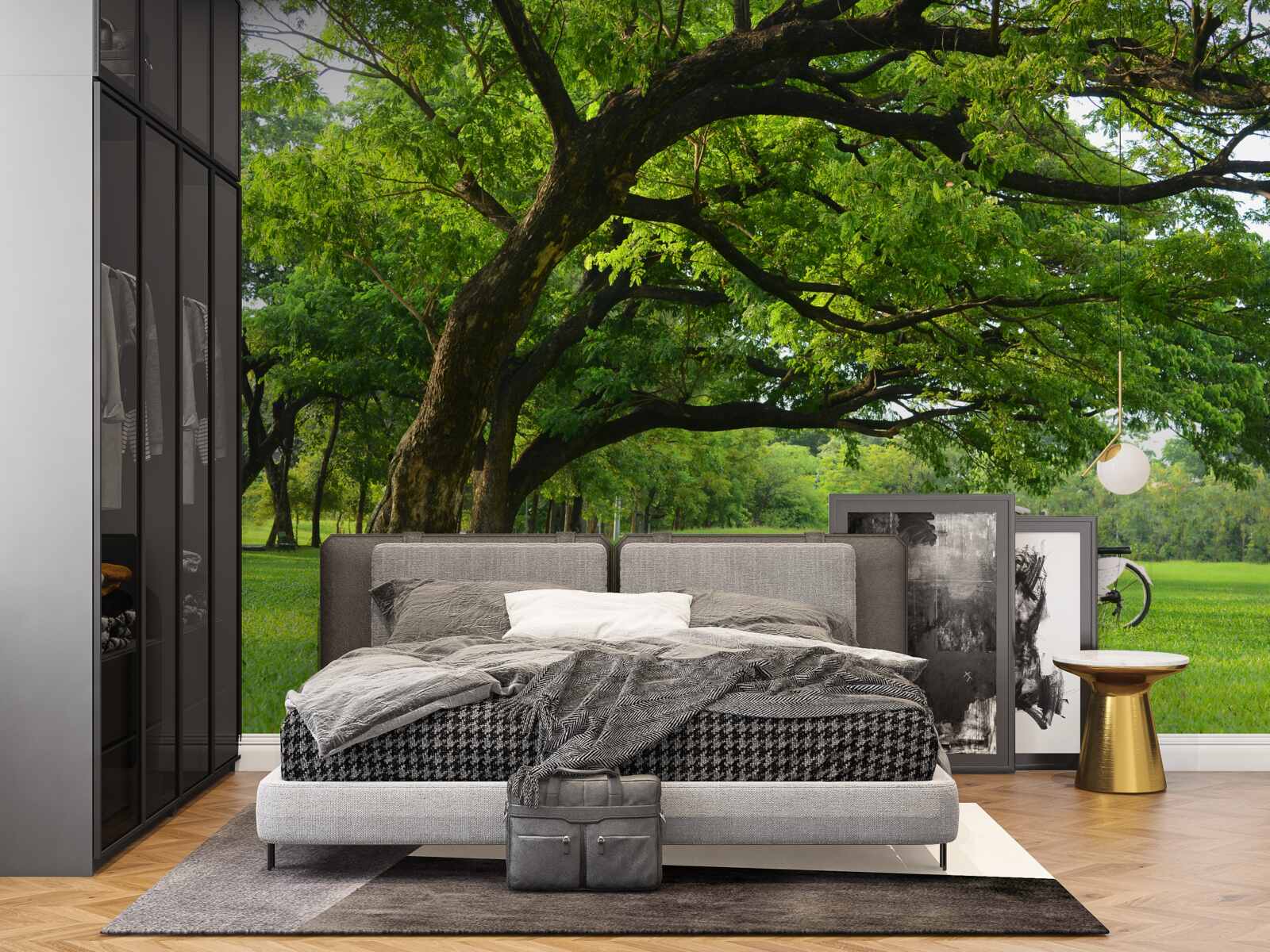 Fototapet pajiște cu iarbă verde și copaci centenari