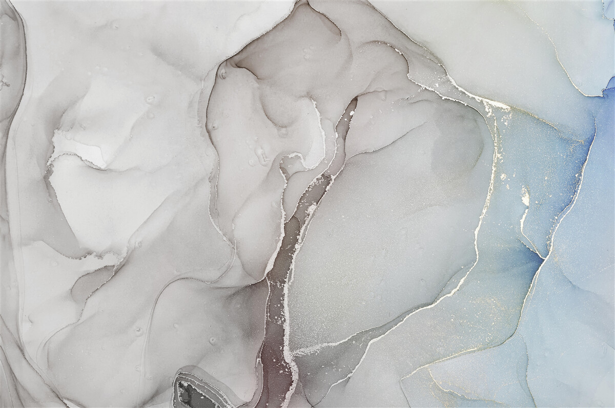 Fototapet marmură gri deschis intercalată cu tonuri aurii și albastre