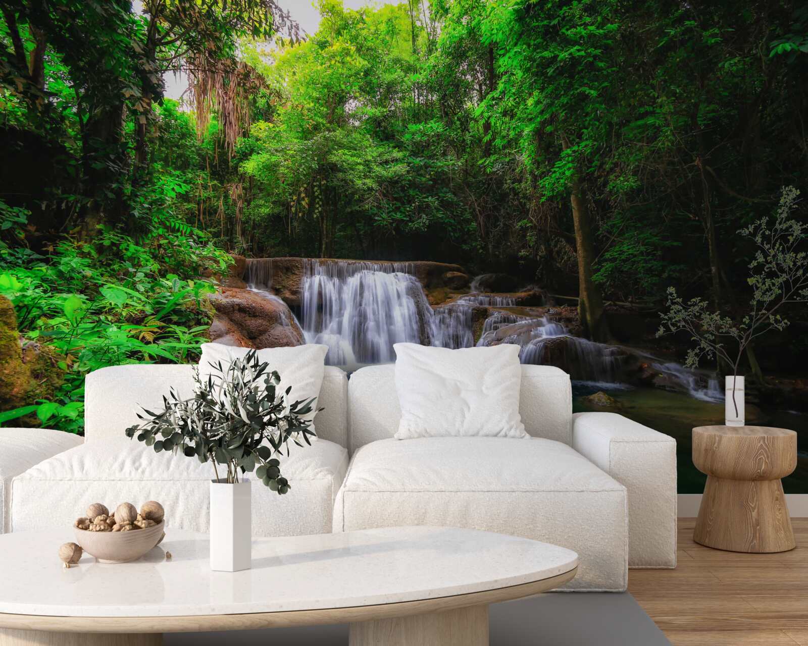 Fototapet o cascadă ascunsă în adâncul unei păduri verzi