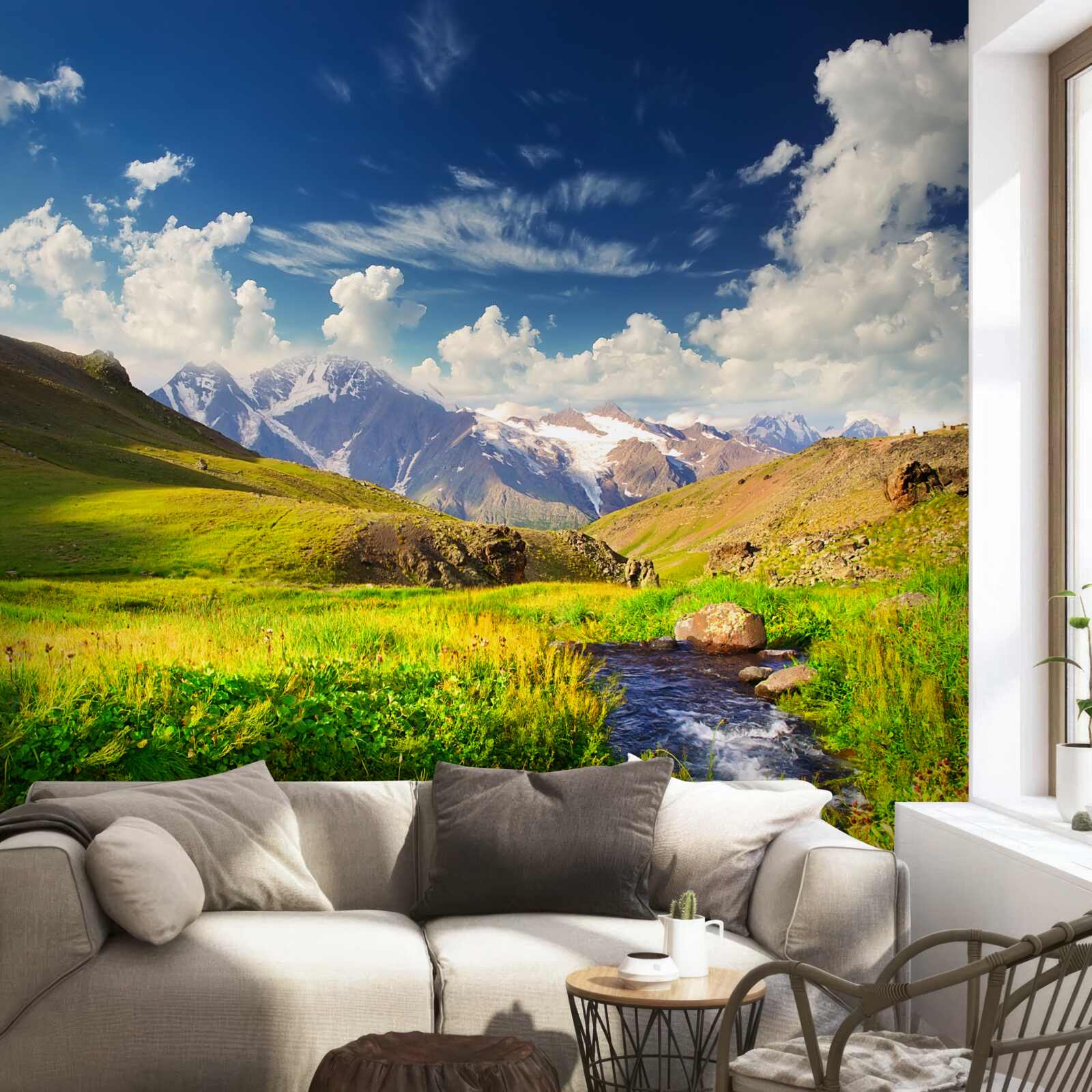 Fototapet un râu de munte care curge printre pajiști