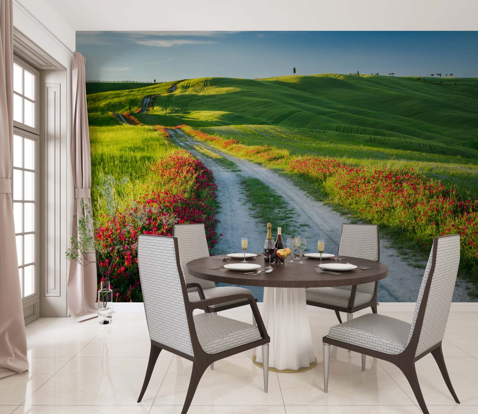 Fototapet drum în munți înconjurat de câmpuri verzi