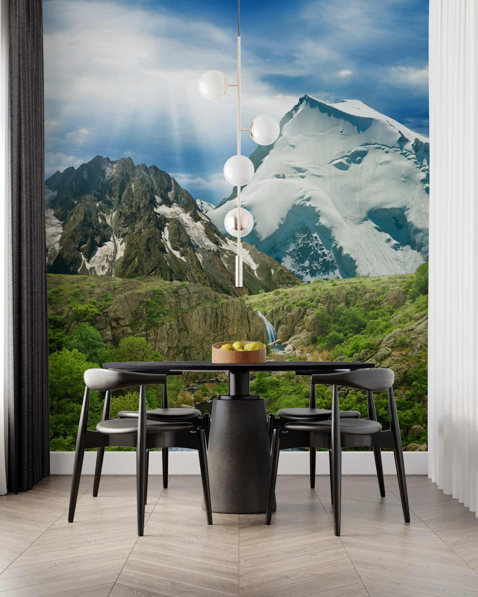 Fototapet Lumina razelor soarelui pătrunzând prin munții din pădure