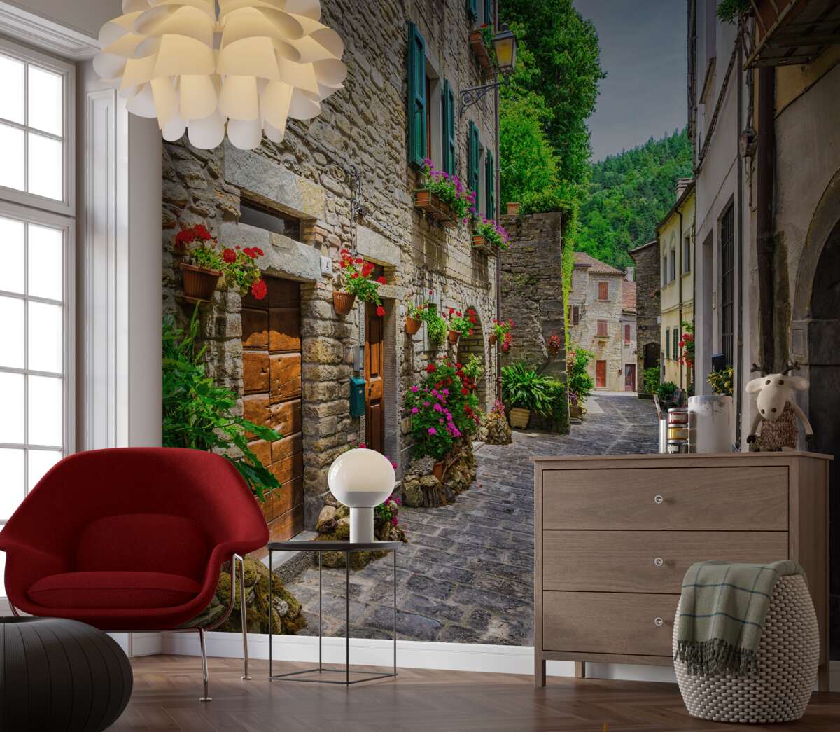 Fototapet strada veche din piatră a orașului, înconjurată de verdeață