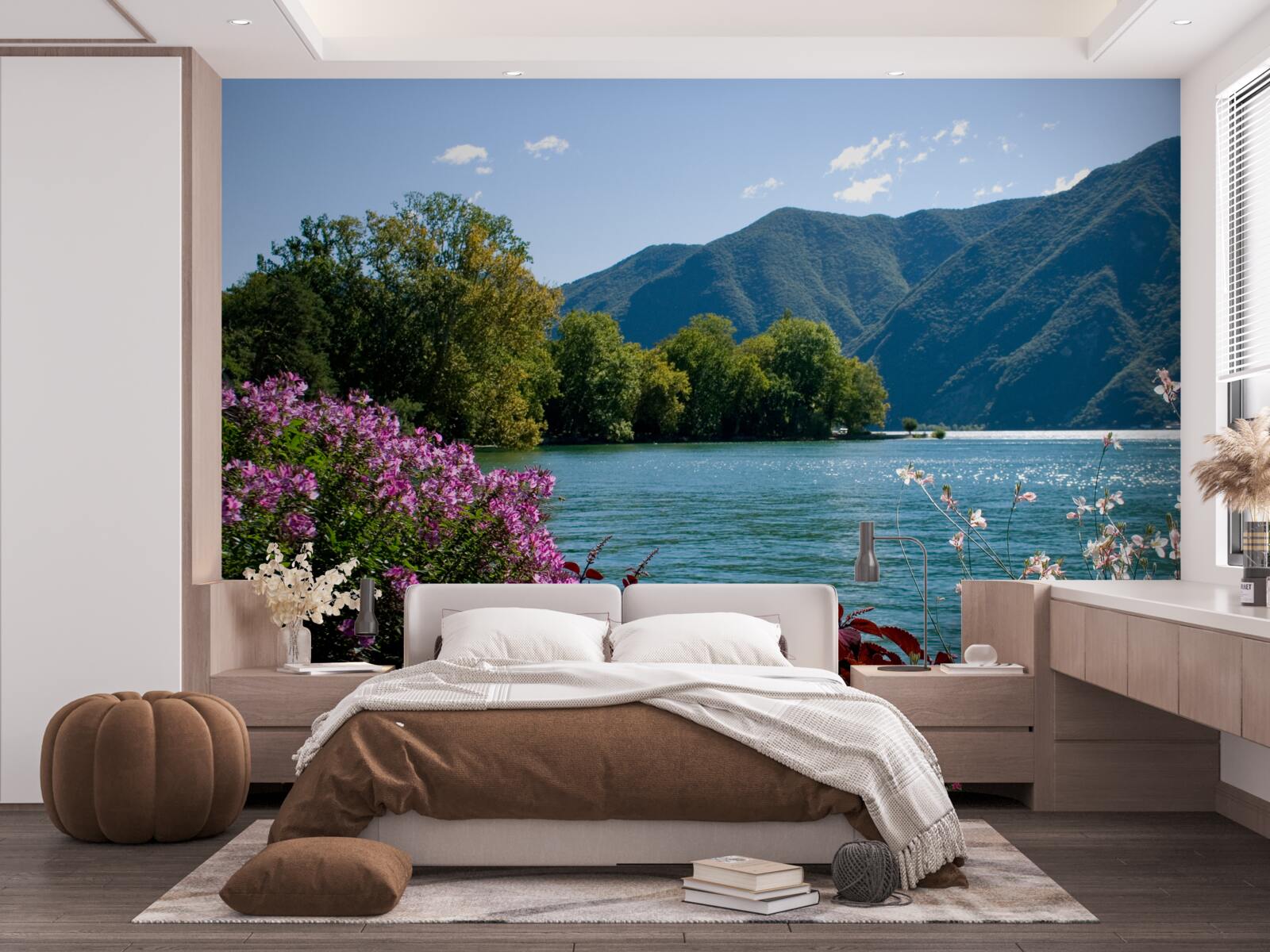 Fototapet lac de munte liniștit și plante de vară înflorite