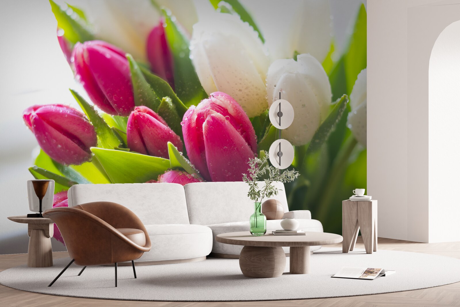 Fototapet compoziție de lalele albe și lavanda acoperite de rouă